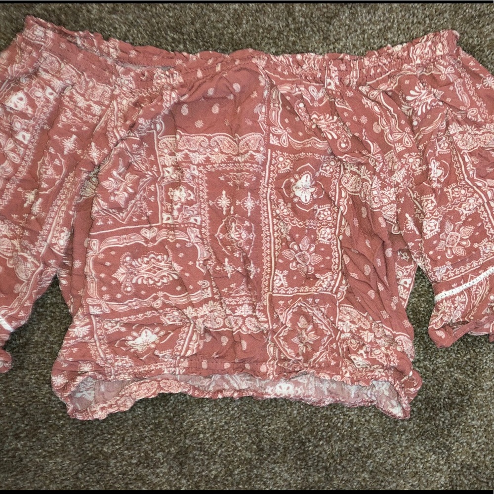 Forever 21 Off the shoulder crop